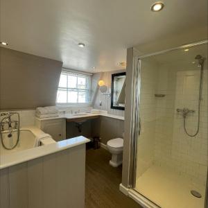 Deluxe Double or Twin Room with Sea View