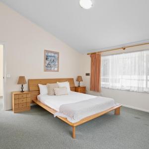 Parkside Retreat