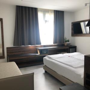 King Room with Balcony