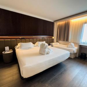 Twin Room with Extra Bed
