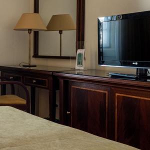Twin Room with Sea View and Balcony (3 Adults)