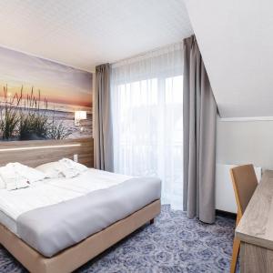 Double or Twin Room with Balcony