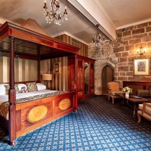 The Radcliffe Suite
