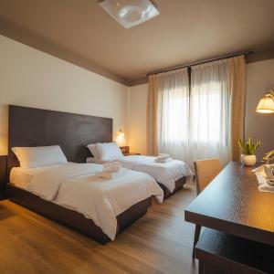 Large Twin Room