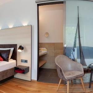 Deluxe Double Room with Balcony and Sea View