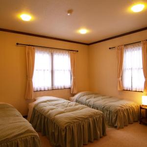 Triple Room with Shared Toilet