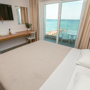 Junior Suite with Terrace