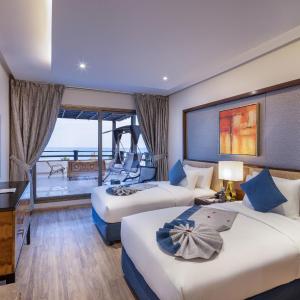 Royal Villa with Sea View