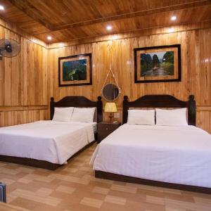 Quadruple Room with Mountain View