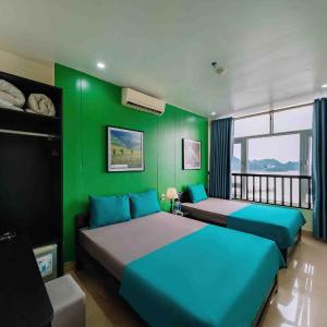 Triple Room with Sea View