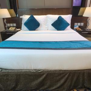 Omega Two Bedroom Suite