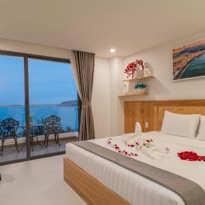 King Room with Sea View