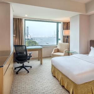 Standard Twin Room with River View