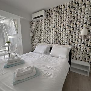 Studio Apartment with Sea View