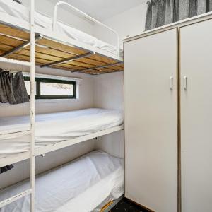 Cottage Cabin (2BR)