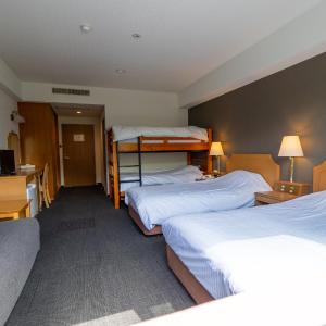 Quadruple Room with Mountain View