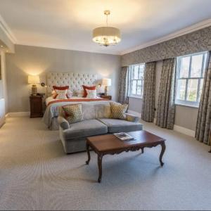 Deluxe Double Room with Extra Bed