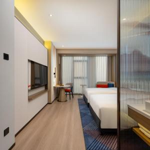 Standard Twin Room with Two Twin Beds