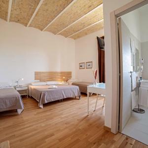 Quadruple Room with Bathroom
