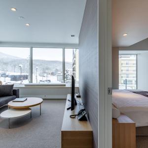 2 Bedroom Suite