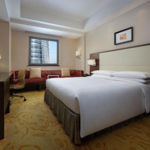 Deluxe Room, Guest room, 1 King, City view