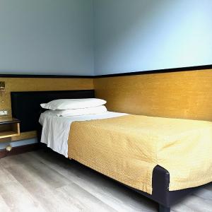 Single Room - Disability Access
