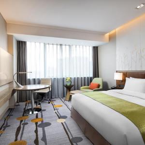 Standard King Room - High Floor