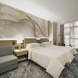 City View Room Twin Beds & Sofa Bed