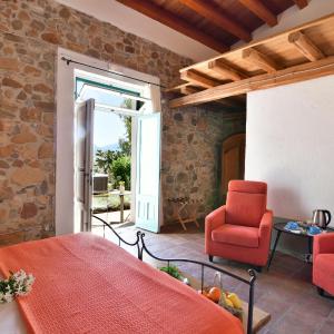Junior Suite with Garden View