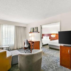 One-Bedroom Suite with Two Queen Beds