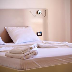 Double or Twin Room with Sea View
