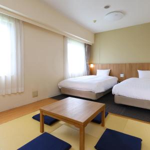 Twin Room with Tatami Floor (4 Adults)