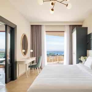 Family Suite Two-Bedroom Sea View