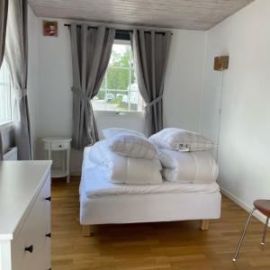 Family Bungalow with Shared Bathroom