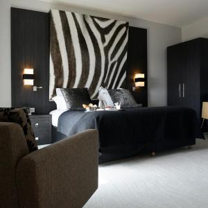 Suite with Spa Access