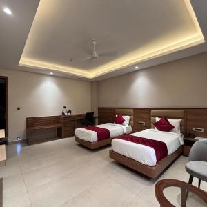 Deluxe Double or Twin Room