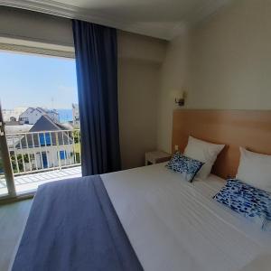 Comfort Triple Room with Sea View
