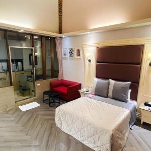 Deluxe Double Room with Bath