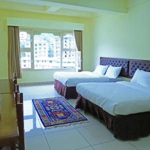 Quadruple Room with Mountain View
