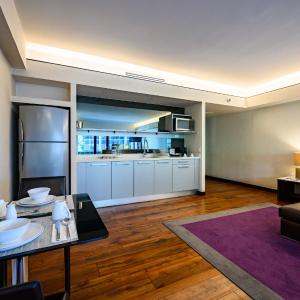 Premium Suite