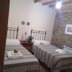 Twin Room with Shared Bathroom