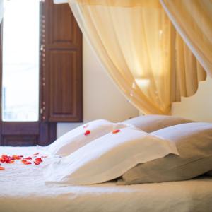 Double Deluxe Room (Alguer-Botticelli-Kavafis)