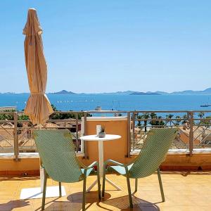 Deluxe Double Room with Balcony and Sea View