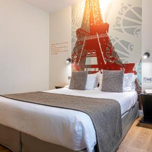 Double Room Eiffel