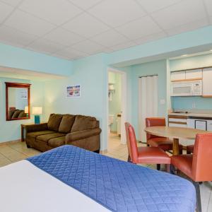 Room 102