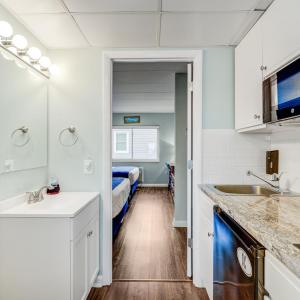 Suite 308
