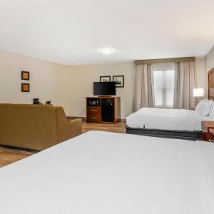 Superior King Suite - Non-Smoking