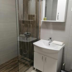 Quadruple Room with Bathroom