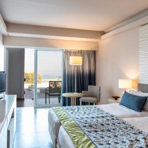 Standard Double/Twin Room with Sea View