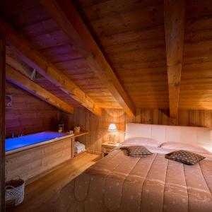 Suite with Spa Bath